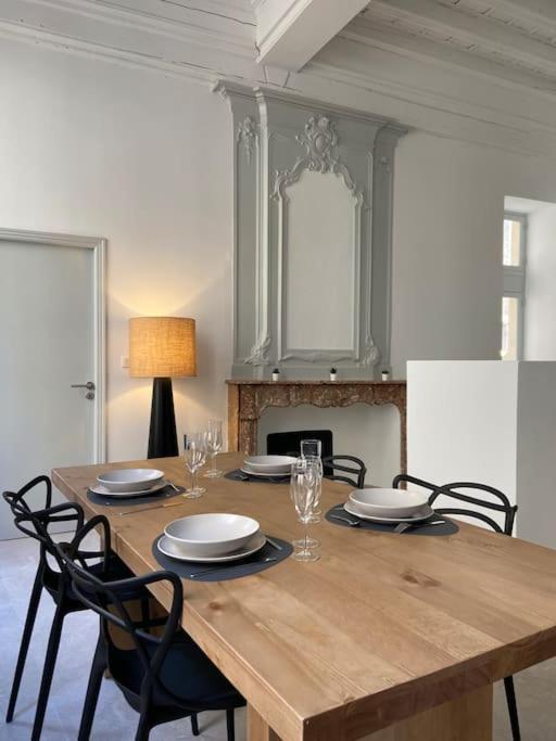 Appartement Avec Ventilateurs Proche Du Palais Des Papes Avignon Ngoại thất bức ảnh
