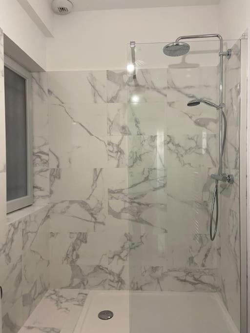 Appartement Avec Ventilateurs Proche Du Palais Des Papes Avignon Ngoại thất bức ảnh