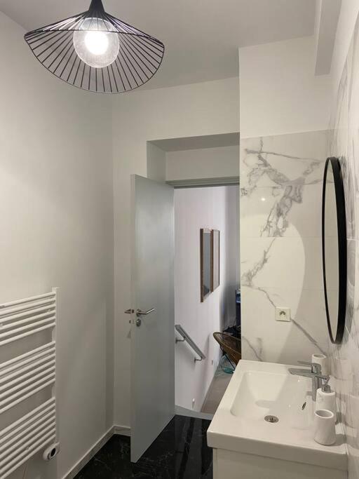 Appartement Avec Ventilateurs Proche Du Palais Des Papes Avignon Ngoại thất bức ảnh