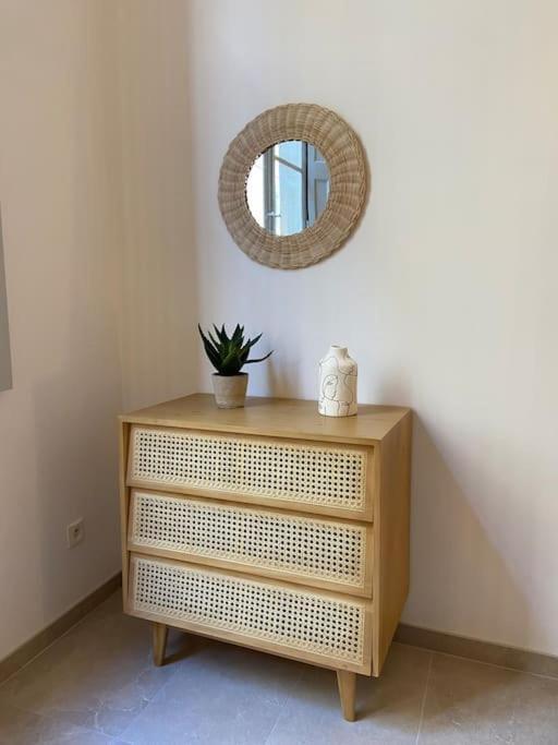 Appartement Avec Ventilateurs Proche Du Palais Des Papes Avignon Ngoại thất bức ảnh